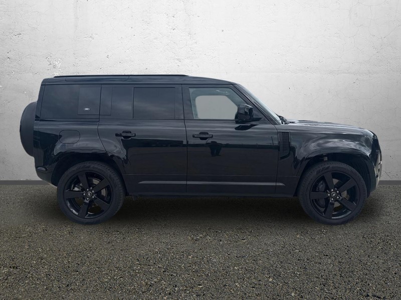 2023 (23) LAND ROVER DEFENDER 3.0 D250 X-Dynamic HSE 110 5dr Auto 5656595