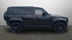 2023 (23) LAND ROVER DEFENDER 3.0 D250 X-Dynamic HSE 110 5dr Auto 5656595