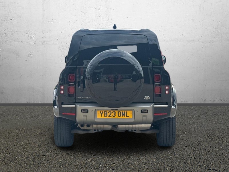 2023 (23) LAND ROVER DEFENDER 3.0 D250 X-Dynamic HSE 110 5dr Auto 5656596