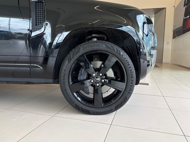 2023 (23) LAND ROVER DEFENDER 3.0 D250 X-Dynamic HSE 110 5dr Auto 5656598