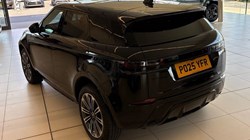 2025 (25) LAND ROVER RANGE ROVER EVOQUE 2.0 D200 Dynamic SE 5dr Auto 5665758