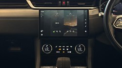 2021 (21) JAGUAR F-PACE 2.0 D200 R-Dynamic S 5dr Auto AWD 5649816