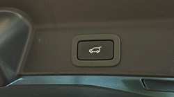 2021 (21) JAGUAR F-PACE 2.0 D200 R-Dynamic S 5dr Auto AWD 5649841