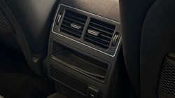 2021 (21) JAGUAR F-PACE 2.0 D200 R-Dynamic S 5dr Auto AWD 5649820