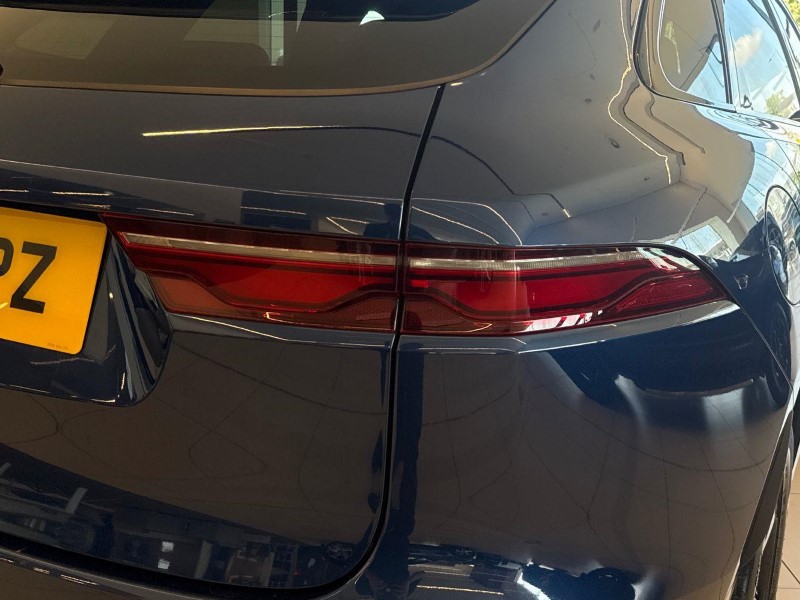 2021 (21) JAGUAR F-PACE 2.0 D200 R-Dynamic S 5dr Auto AWD 5649848