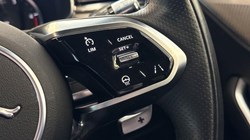 2021 (21) JAGUAR F-PACE 2.0 D200 R-Dynamic S 5dr Auto AWD 5649830