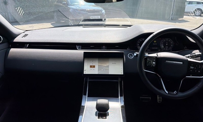2025 (25) LAND ROVER RANGE ROVER EVOQUE 1.5 P270e Edition 5dr Auto 5598060