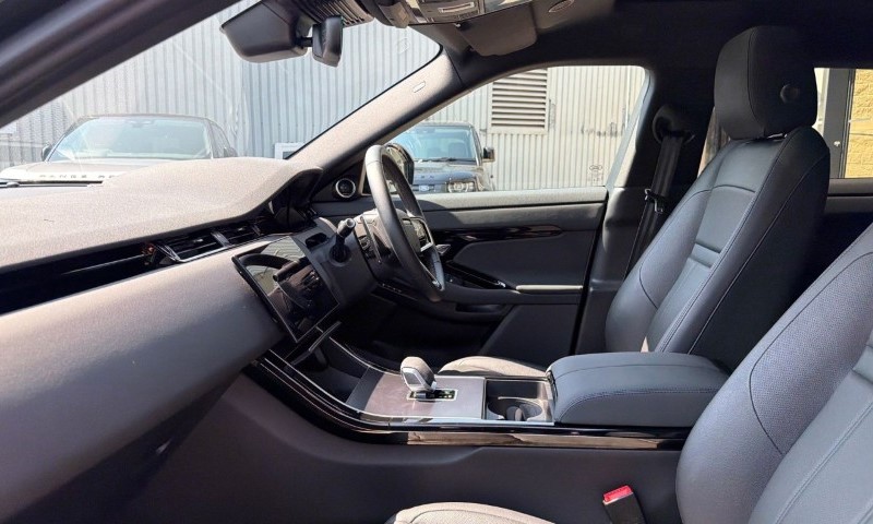 2025 (25) LAND ROVER RANGE ROVER EVOQUE 1.5 P270e Edition 5dr Auto 5598054