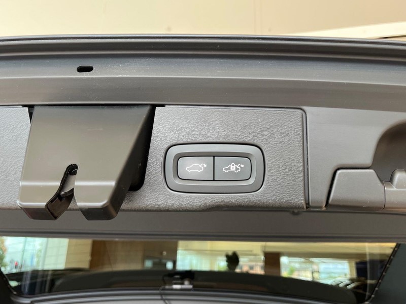 2021 (21) VOLVO XC60 2.0 T8 Recharge PHEV Inscription Pro 5dr AWD Auto 5658564