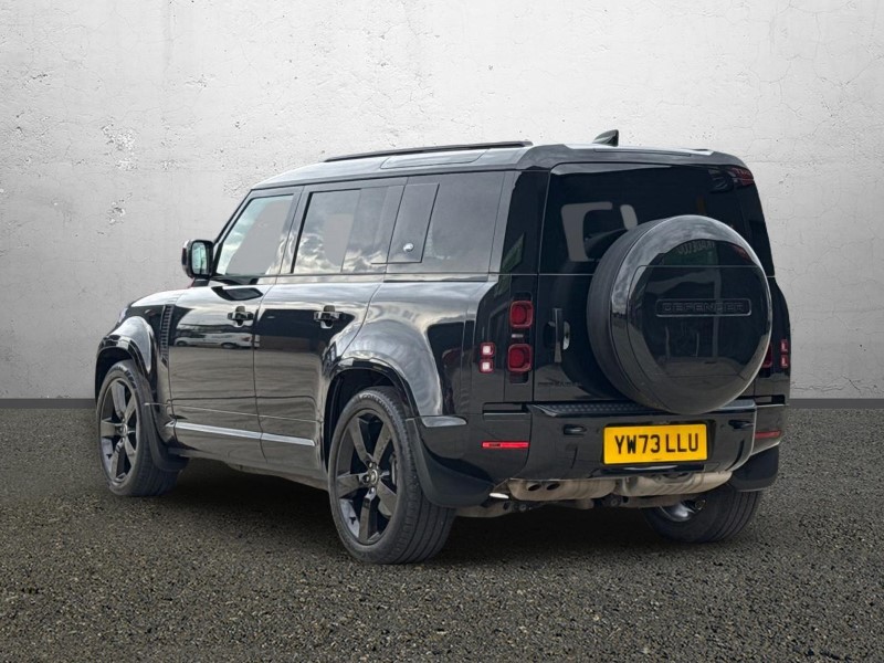 2023 (73) LAND ROVER DEFENDER 3.0 D300 X-Dynamic HSE 110 5dr Auto