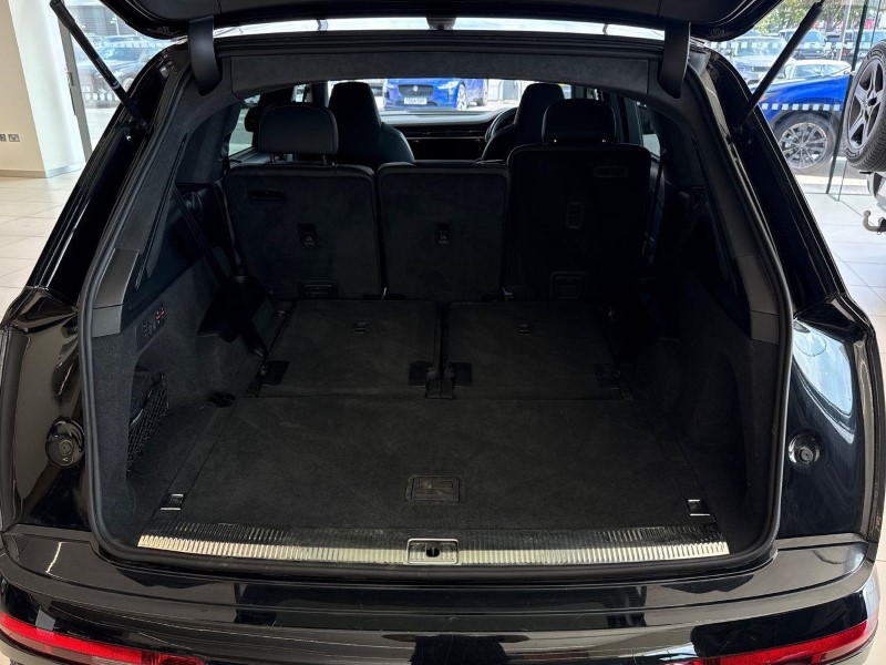 2023 (23) AUDI Q7 55 TFSI Quattro Vorsprung 5dr Tiptronic 5656446