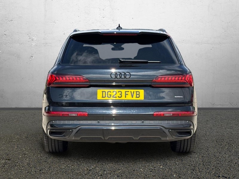 2023 (23) AUDI Q7 55 TFSI Quattro Vorsprung 5dr Tiptronic 5656442