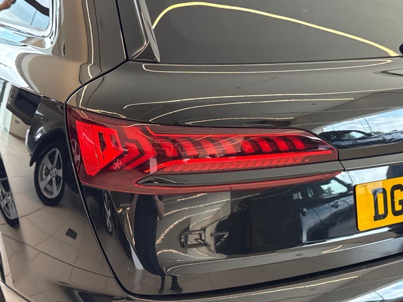 2023 (23) AUDI Q7 55 TFSI Quattro Vorsprung 5dr Tiptronic 5656455