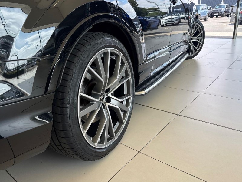 2023 (23) AUDI Q7 55 TFSI Quattro Vorsprung 5dr Tiptronic 5656483