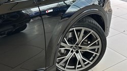 2023 (23) AUDI Q7 55 TFSI Quattro Vorsprung 5dr Tiptronic 5656484