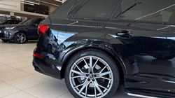 2023 (23) AUDI Q7 55 TFSI Quattro Vorsprung 5dr Tiptronic 5656490
