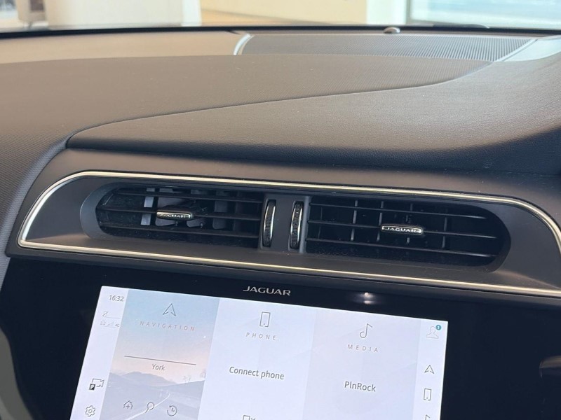 2022 (71) JAGUAR I-PACE 294kW EV400 Black 90kWh 5dr Auto [11kW Charger] 5671559