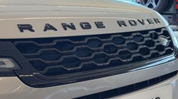 2021 (70) LAND ROVER RANGE ROVER EVOQUE 2.0 D200 R-Dynamic SE 5dr Auto 5686748