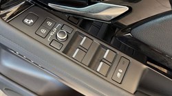 2021 (70) LAND ROVER RANGE ROVER EVOQUE 2.0 D200 R-Dynamic SE 5dr Auto 5686727