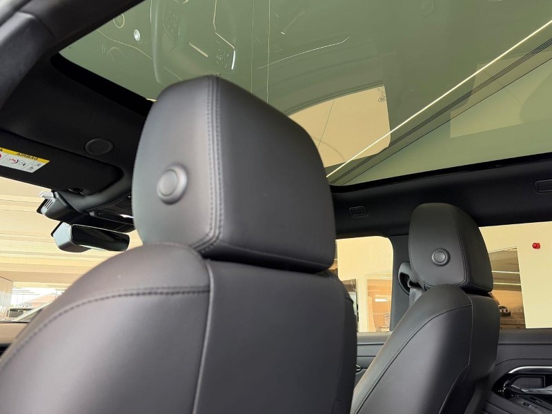 2022 (22) LAND ROVER RANGE ROVER EVOQUE 1.5 P300e Evoque Edition 5dr Auto 5685769