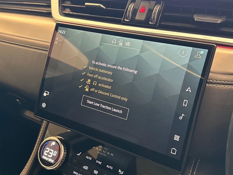 2021 (21) JAGUAR F-PACE 2.0 D200 R-Dynamic S 5dr Auto AWD 5688703