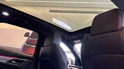 2021 (21) JAGUAR F-PACE 2.0 D200 R-Dynamic S 5dr Auto AWD 5688691