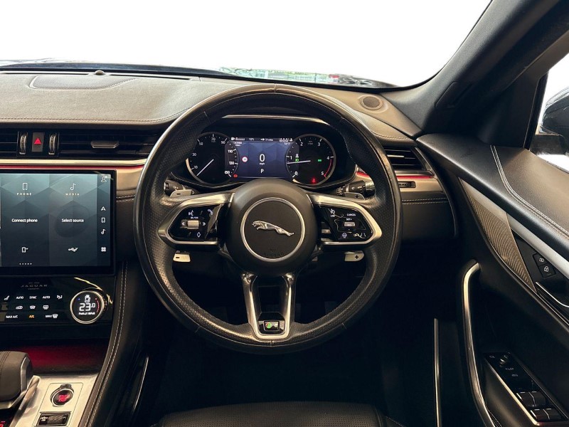 2021 (21) JAGUAR F-PACE 2.0 D200 R-Dynamic S 5dr Auto AWD 5688685