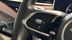 2021 (21) JAGUAR F-PACE 2.0 D200 R-Dynamic S 5dr Auto AWD 5688698