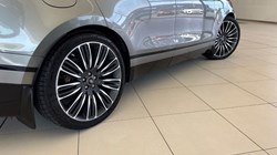 2017 (67) LAND ROVER RANGE ROVER VELAR 3.0 D300 First Edition 5dr Auto 5674249