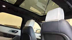 2017 (67) LAND ROVER RANGE ROVER VELAR 3.0 D300 First Edition 5dr Auto 5674223