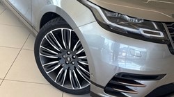 2017 (67) LAND ROVER RANGE ROVER VELAR 3.0 D300 First Edition 5dr Auto 5674243