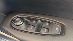 2021 (21) ASTON MARTIN DBX V8 550 5dr Touchtronic 5675744