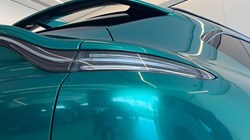 2021 (21) ASTON MARTIN DBX V8 550 5dr Touchtronic 5675768