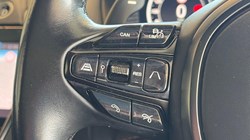 2021 (21) ASTON MARTIN DBX V8 550 5dr Touchtronic 5675748
