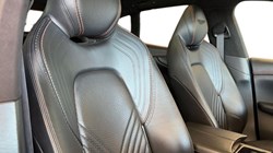 2021 (21) ASTON MARTIN DBX V8 550 5dr Touchtronic 5675747