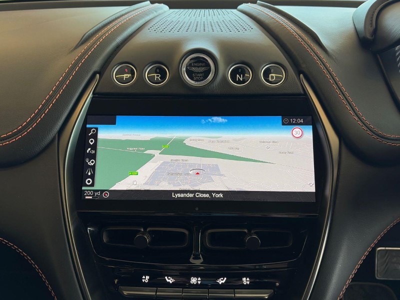 2021 (21) ASTON MARTIN DBX V8 550 5dr Touchtronic 5675751