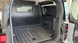 2023 (73) LAND ROVER COMMERCIAL DEFENDER 3.0 D250 Hard Top SE Auto 5698180
