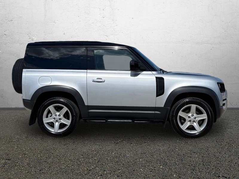 2023 (73) LAND ROVER COMMERCIAL DEFENDER 3.0 D250 Hard Top SE Auto 5698149