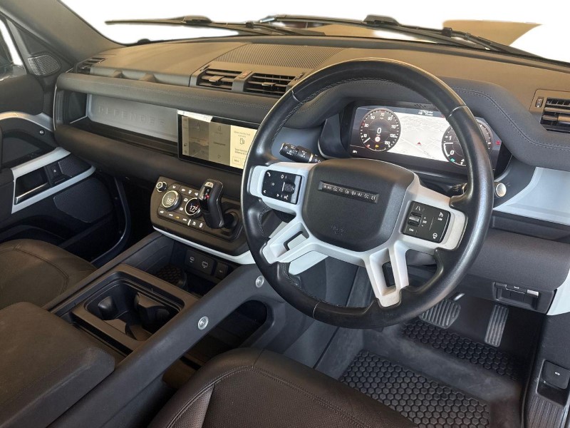 2023 (73) LAND ROVER COMMERCIAL DEFENDER 3.0 D250 Hard Top SE Auto 5698153