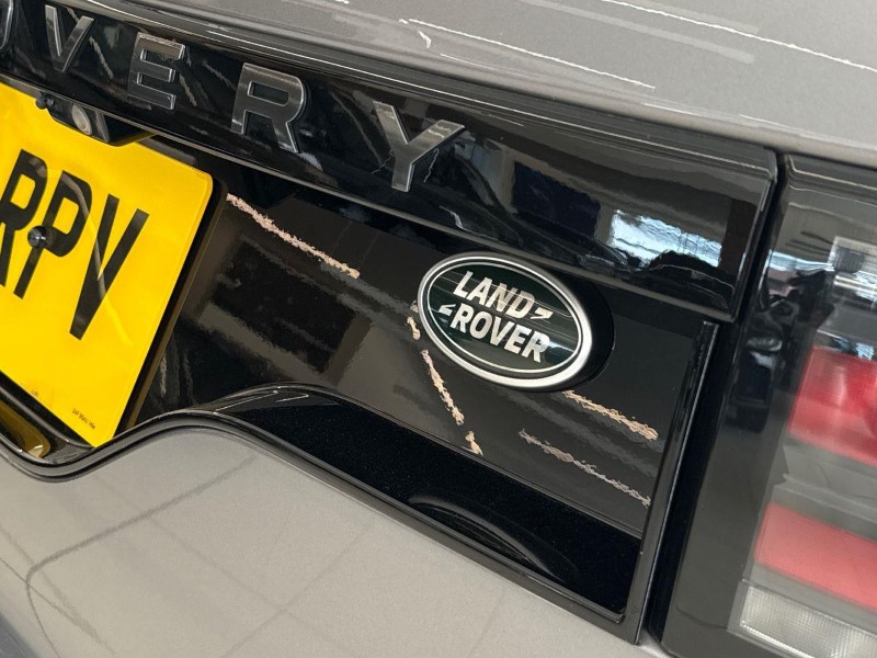 2023 (23) LAND ROVER DISCOVERY 3.0 D300 R-Dynamic HSE 5dr Auto 5702038