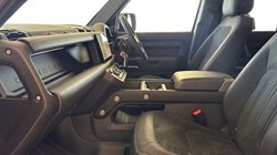 2023 (73) LAND ROVER DEFENDER 5.0 P525 V8 Carpathian Edition 110 5dr Auto 5682401