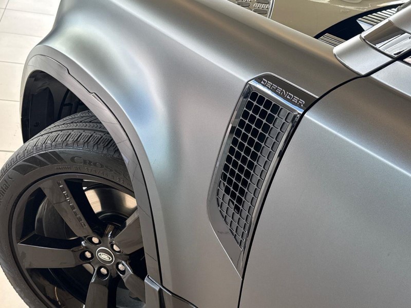 2023 (73) LAND ROVER DEFENDER 5.0 P525 V8 Carpathian Edition 110 5dr Auto 5682418