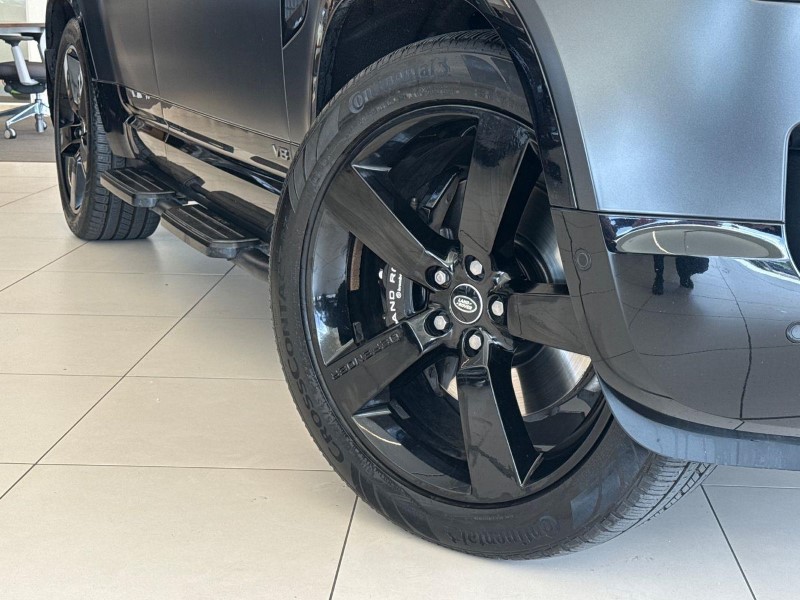 2023 (73) LAND ROVER DEFENDER 5.0 P525 V8 Carpathian Edition 110 5dr Auto 5682442