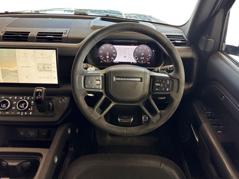 2023 (73) LAND ROVER DEFENDER 5.0 P525 V8 Carpathian Edition 110 5dr Auto 5682413