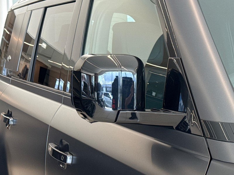 2023 (73) LAND ROVER DEFENDER 5.0 P525 V8 Carpathian Edition 110 5dr Auto 5682448