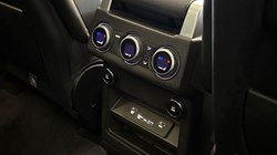 2020 (70) LAND ROVER DISCOVERY 3.0 SD6 HSE Luxury 5dr Auto 5690448
