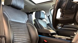 2020 (70) LAND ROVER DISCOVERY 3.0 SD6 HSE Luxury 5dr Auto 5690457