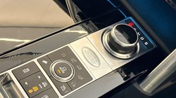 2020 (70) LAND ROVER DISCOVERY 3.0 SD6 HSE Luxury 5dr Auto 5690443