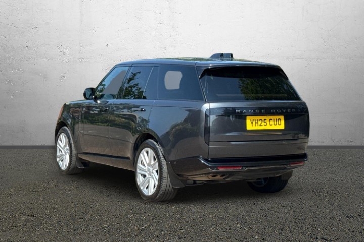 2025 (25) LAND ROVER RANGE ROVER 3.0 D350 HSE 4dr Auto 5598410