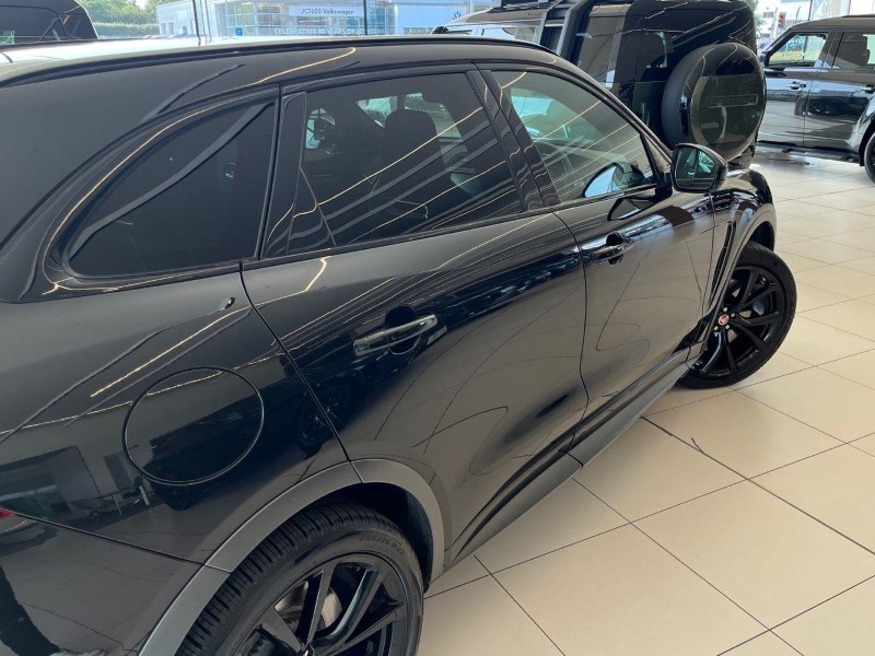 2020 (20) JAGUAR F-PACE 5.0 Supercharged V8 SVR 5dr Auto AWD 5700652
